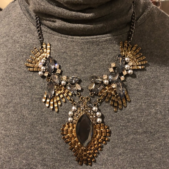 BaubleBar Statement Necklace - Picture 3 of 3